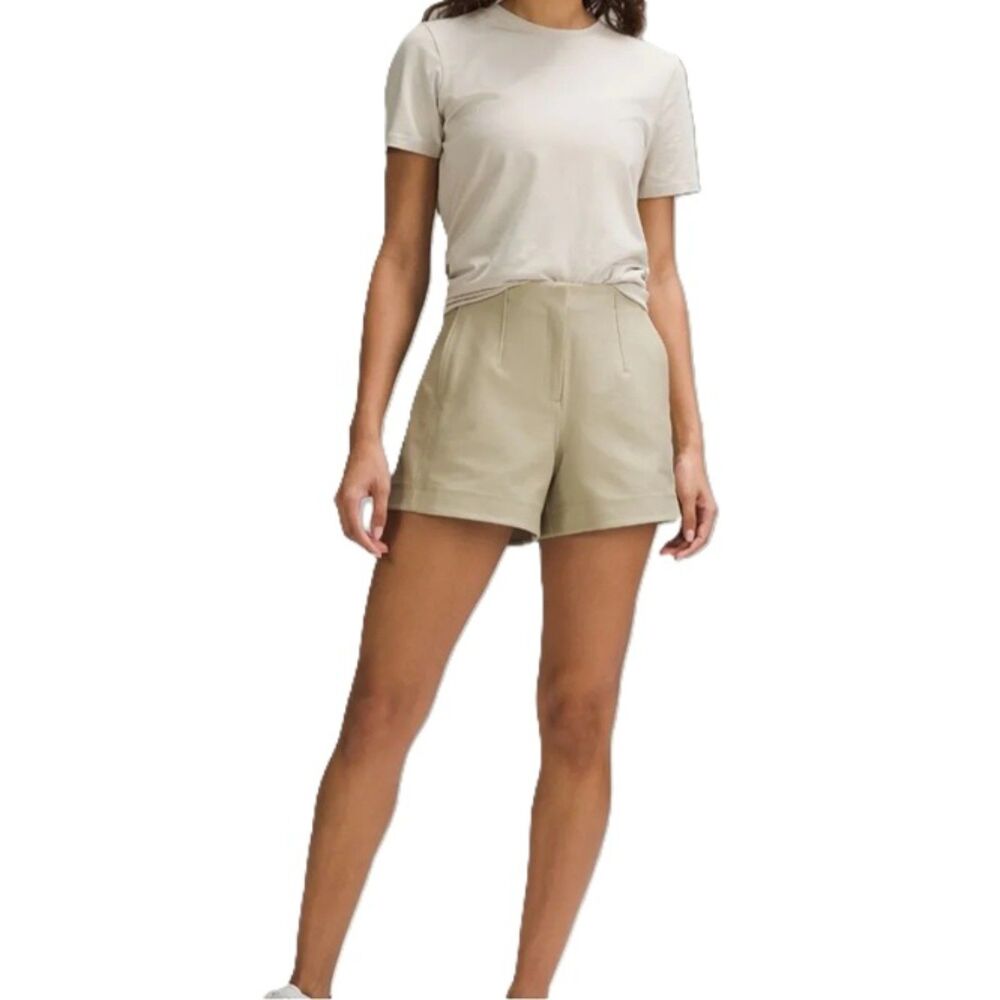 Lululemon Utilitech Relaxed-Fit High-Rise Short in Tan - Women's 12